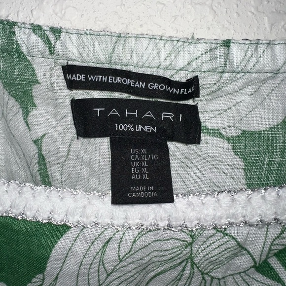 Tahari Green and White Boxy 3/4‎ Sleeve Blouse - Picture 3 of 5